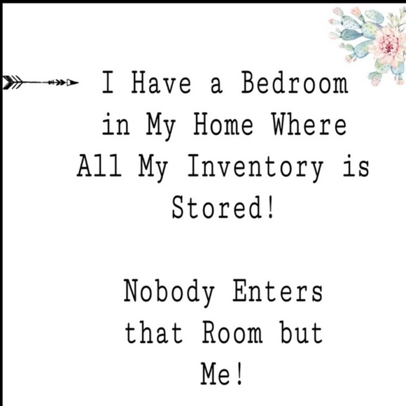 Wallet, with multi compartments, Pink, Juicy, Like Newโผ๏ธ๐ - Picture 15 of 16